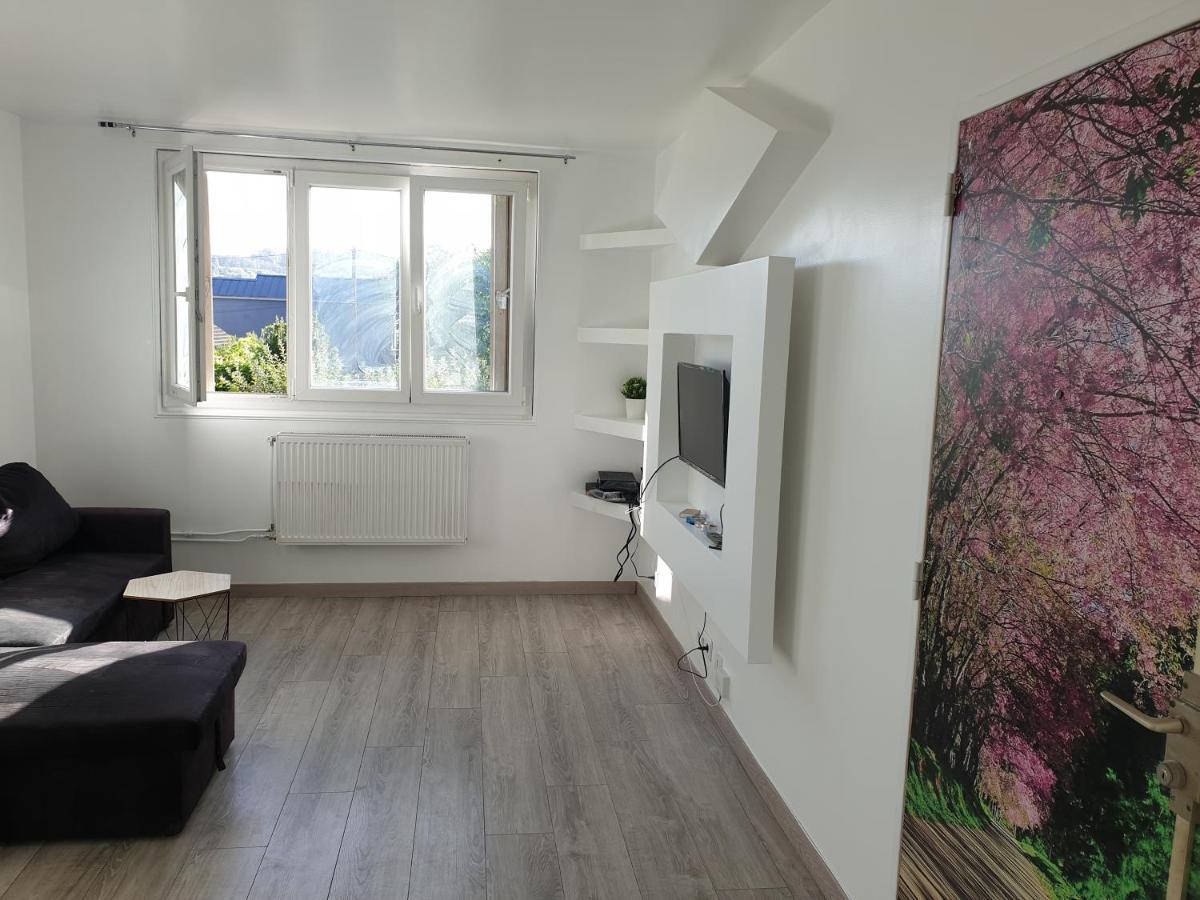 Appartement Ensoleille Palaiseau Eksteriør bilde