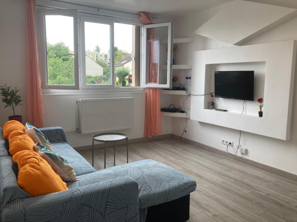 Appartement Ensoleille Palaiseau Eksteriør bilde